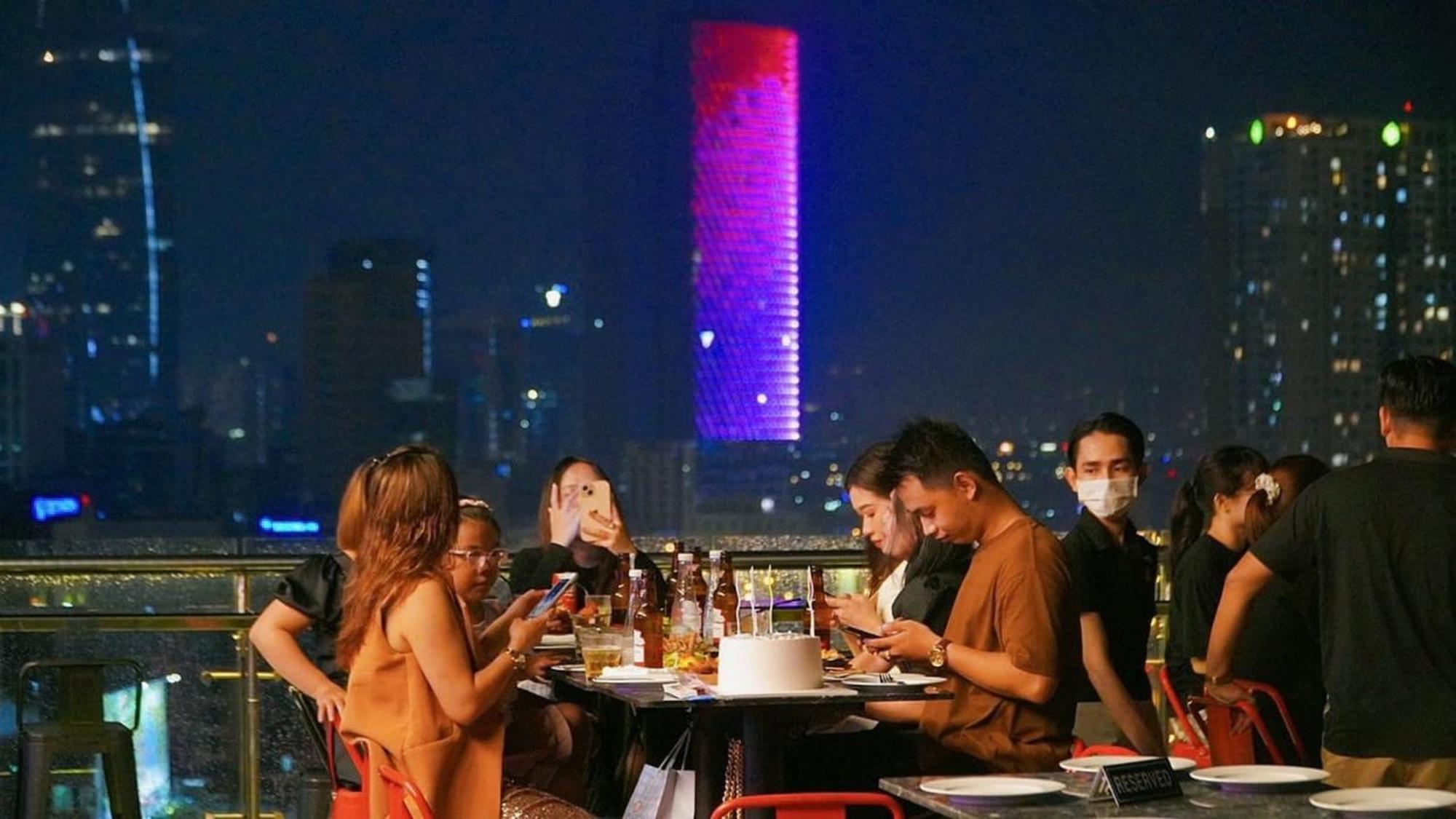 Huazhu Hotel Ho Chi Minh City Exterior photo