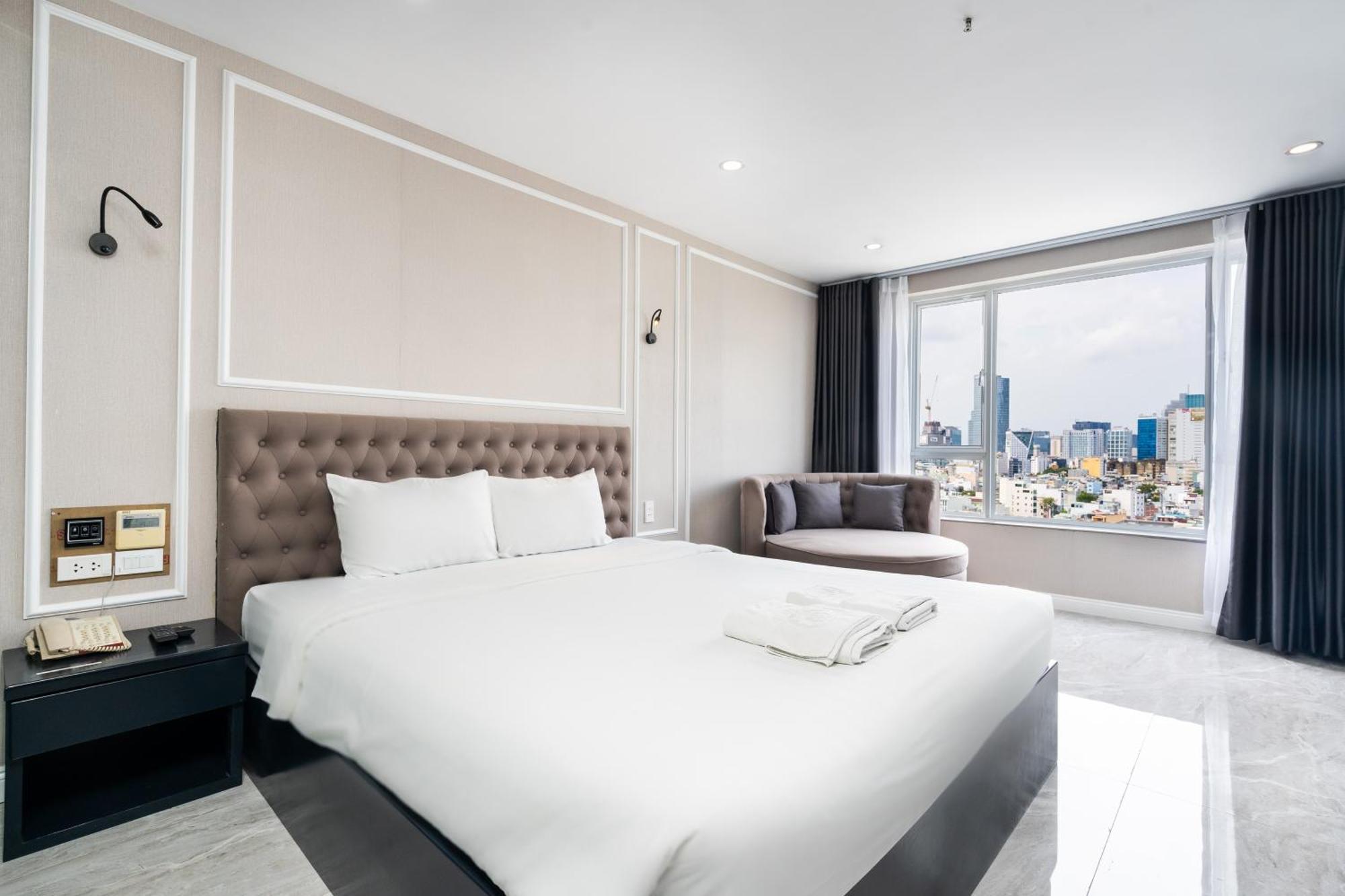Huazhu Hotel Ho Chi Minh City Exterior photo